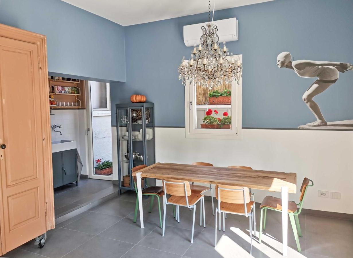 Casa Sebina - Your Design Home On The Lake - 3 Bathrooms 3 Bedrooms デセンツァーノ・デル・ガルダ エクステリア 写真
