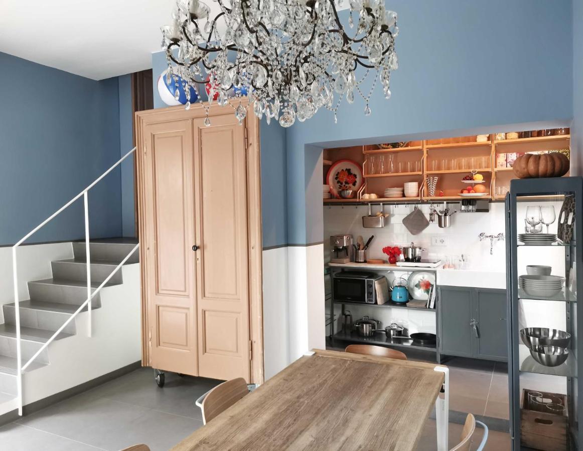 Casa Sebina - Your Design Home On The Lake - 3 Bathrooms 3 Bedrooms デセンツァーノ・デル・ガルダ エクステリア 写真